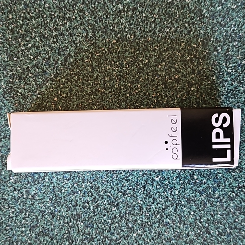 Pop feel lipstick